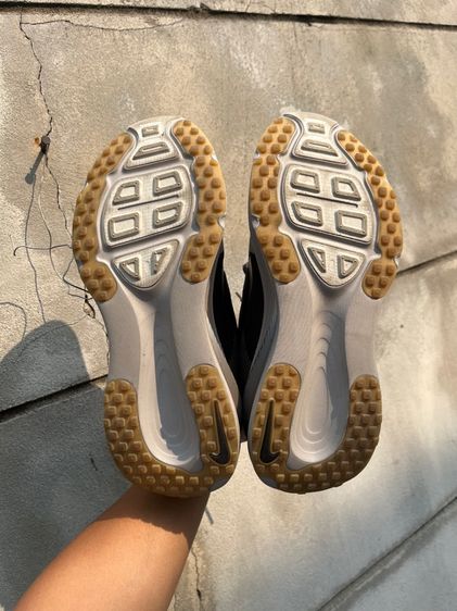 Nike Vomero 18 รูปที่ 9