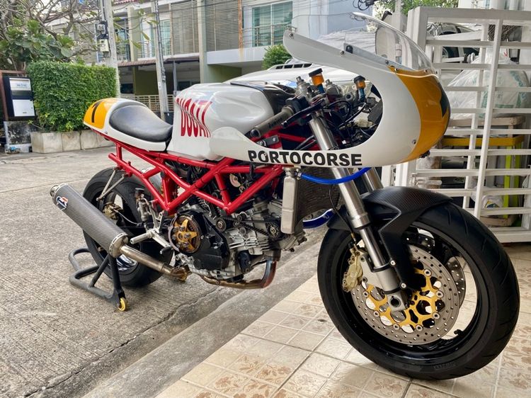 Ducati custom หล่อๆ รูปที่ 2