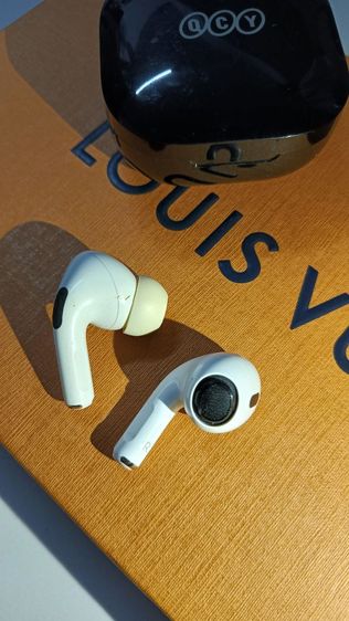 Apple หูฟัง Airpods pro3 และ ซัมซุง Galaxy Buds 2 pro 