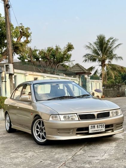 รถ Mitsubishi Lancer 1.6 GLXi LTD สี น้ำตาล