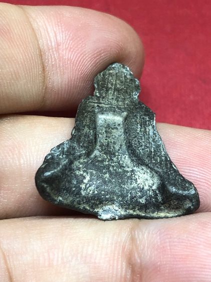 พระร่วงนั่งหลังลิ่มเนื้อชิน รูปที่ 6