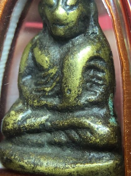 รูปหล่อหลวงพ่อเงินเลี่ยมเก่า รูปที่ 7