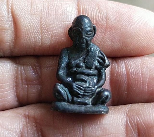 พระเก่า ครับ