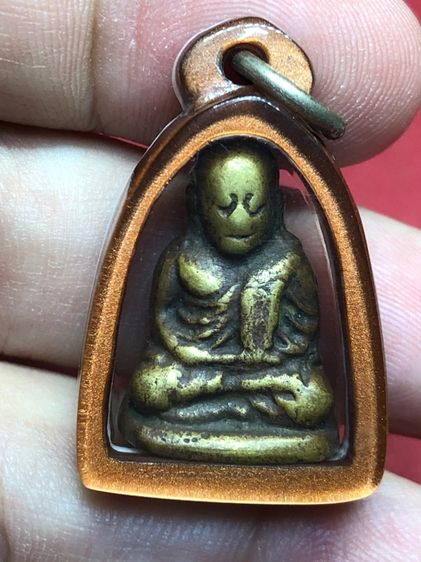 รูปหล่อหลวงพ่อเงินเลี่ยมเก่า