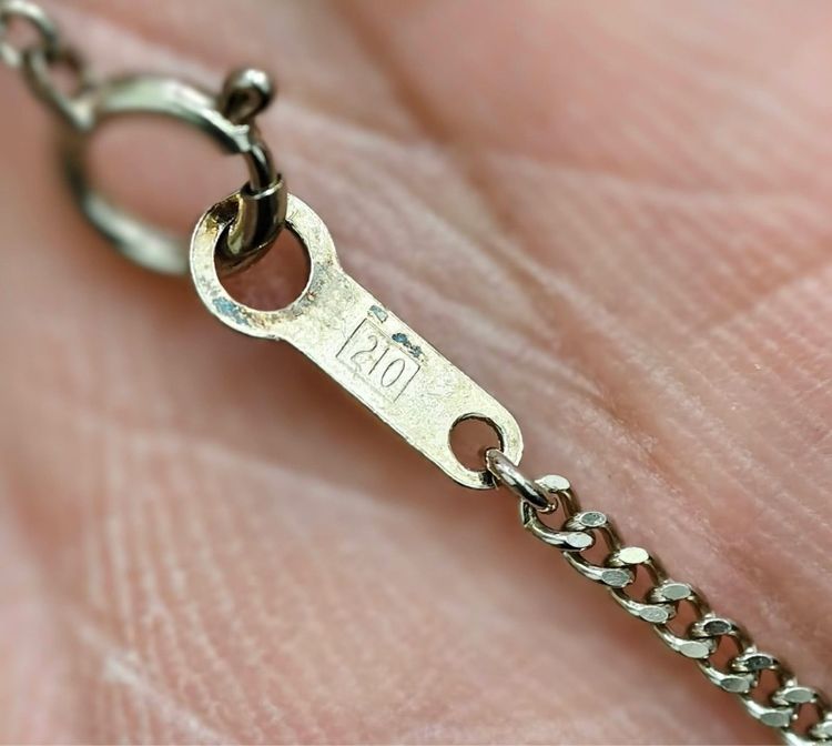  สร้อยคอทอง มีแบรนด์ ความยาวตลอดทั้งเส้น15.8นิ้ว น้ำหนัก 2.84 กรัม ผ่านการใช้งาน  พร้อมใบเซอร์  รูปที่ 5