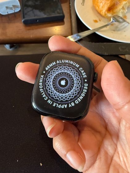 Apple Watch S10 46mm black ครบกล่อง ประกัน เมษา 69 รูปที่ 4