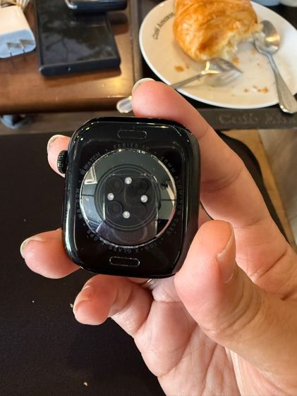 Apple Watch S10 46mm black ครบกล่อง ประกัน เมษา 69 รูปที่ 5