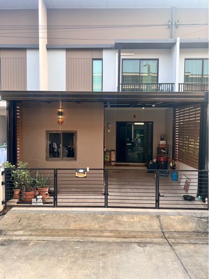 ขายบ้านทาวน์โฮม โครงการเมททาวน์บางนา ซอยเอแบค 