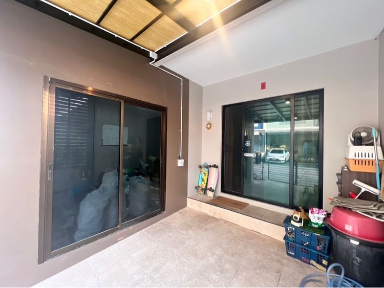 Sansiri 2021 มีบางส่วน ขายบ้านทาวน์โฮม โครงการเมททาวน์บางนา ซอยเอแบค รูปที่ 2