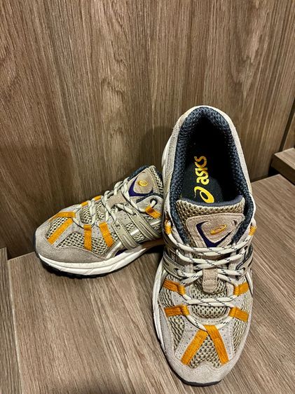 รองเท้าผ้าใบ รูปที่ 2