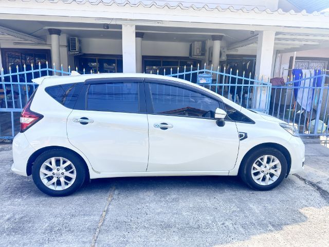 Nissan Note 2019 1.2 VL เบนซิน เกียร์อัตโนมัติ ขาว รูปที่ 4