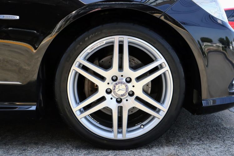 Mercedes-Benz E-Class 2011 E250 AMG Sedan เบนซิน ไม่ติดแก๊ส เกียร์อัตโนมัติ ดำ รูปที่ 3