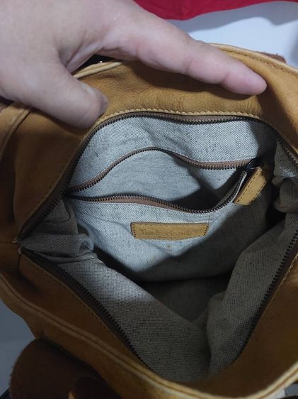 กระเป๋าหนังนูบัคสีน้ำตาลอ่อนสะพายข้าง Timberland Made in Italy งานหนังสวยหนานิ่ม สายสะพายฟรีไซต์ปรับยาวได้อีกผ้าผสมหนังหนาทน รูปที่ 11