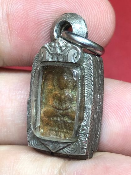 พระหลวงปู่ศุขพิมพ์ตัดชิดเนื้อฝาบาตร รูปที่ 10