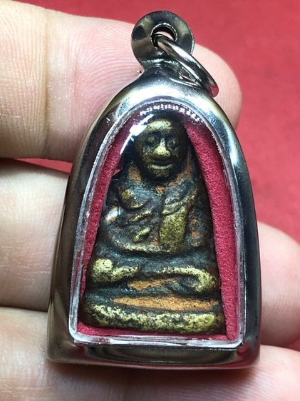 รูปหล่อหลวงพ่อเงินพิมพ์ขี้ตา