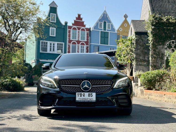 Mercedes-Benz C-Class 2023 C300 Sedan ปลั๊กอินไฮบริด (PHEV) ไม่ติดแก๊ส เกียร์อัตโนมัติ ดำ รูปที่ 2
