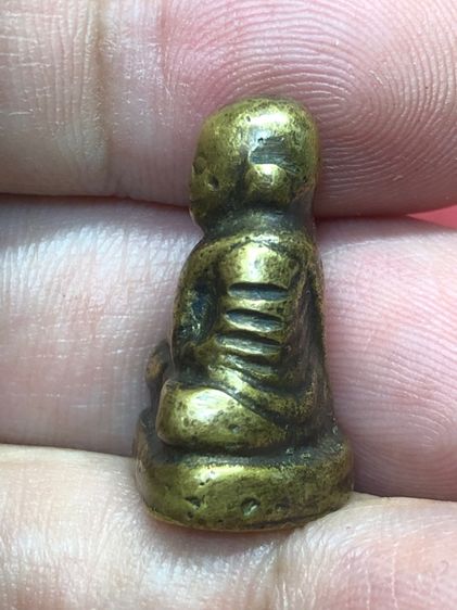 รูปหล่อหลวงพ่อเงินห้วยเขน รูปที่ 6