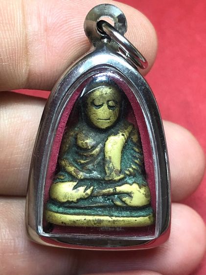 พระรูปหล่อหลวงพ่อเงิน