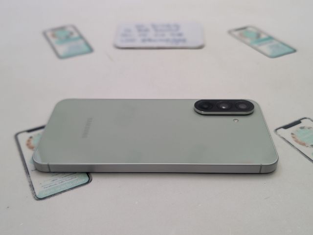 ขาย เทิร์น Samsung Galaxy A56 5G 128 Gb ศูนย์ไทย อายุ 20 วัน สภาพสวย อุปกรณ์ครบยกกล่อง ประกันยาว เพียง 8,390 บาท ครับ   รูปที่ 5