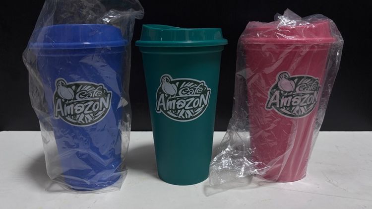 แก้วน้ำพลาสติก คาเฟ่อเมซอน งานสะสม
