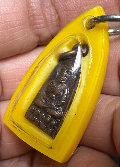 🙏เหรียญล.ป.ทวด เลี่ยมเดิม🙏แหวนล.พ.อิ่ม แจกผู้หญิง🙏องค์ละ1000พร้อมส่ง รูปที่ 4