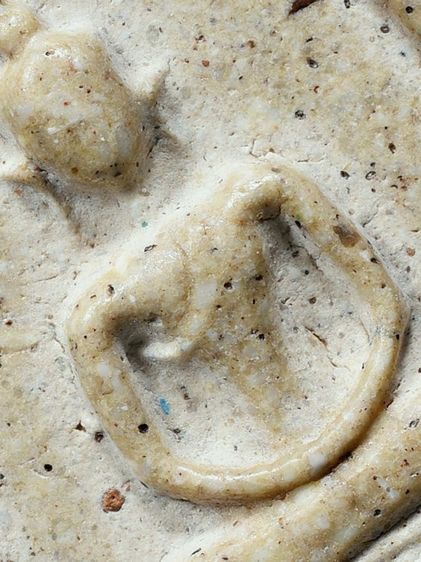 (สวยสุด)ให้เช่าบูชา มรดกบ้าน  พระสมเด็จวัดระฆัง พิมพ์เกศบัวตูม มีมวลสาร พิมพ์สวยคม สมบูรณ์ รูปที่ 16