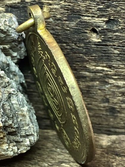 พระเก่าๆ เครื่องรางเก่าๆของสะสมยาวนานกว่า50ปีเเบ่งออกเเบ่งปันบูชาค่ะ โทรและline 088-8966466 รูปที่ 6