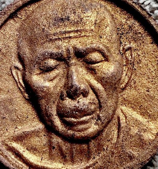 พระเก่าๆ เครื่องรางเก่าๆของสะสมยาวนานกว่า50ปีเเบ่งออกเเบ่งปันบูชาค่ะ โทรและline 088-8966466