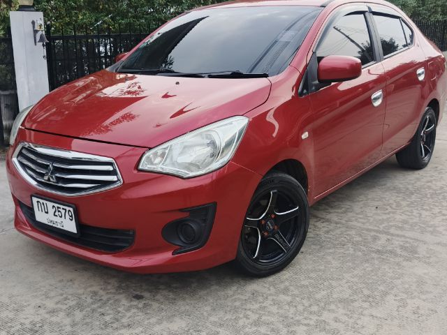 รถ Mitsubishi Attrage 1.2 GLX สี แดง