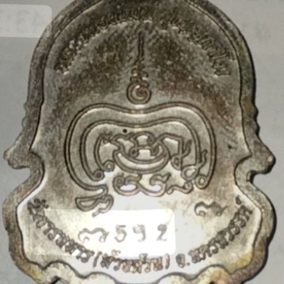 เหรียญหลวงพ่อพัฒน์เนื้อเงินลงยารุ่นรับเสด็จ  ท่านใตสนใจพร้อมจบเราพร้อมจัดส่งให้ทีนทีครับ