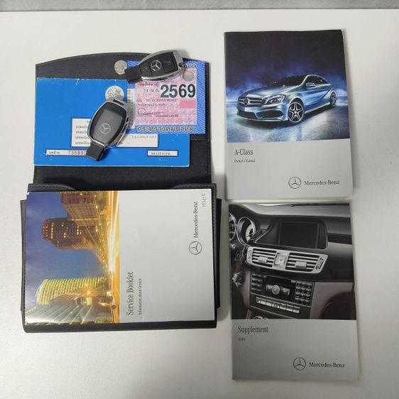 Mercedes-Benz A-Class 2014 A180 Sedan เบนซิน ไม่ติดแก๊ส เกียร์อัตโนมัติ เทา รูปที่ 4