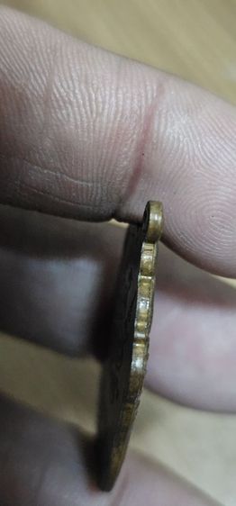 เหรียญ8รอบหลวงปู่ทิมวัดระหารไร่ ปี18 รูปที่ 12