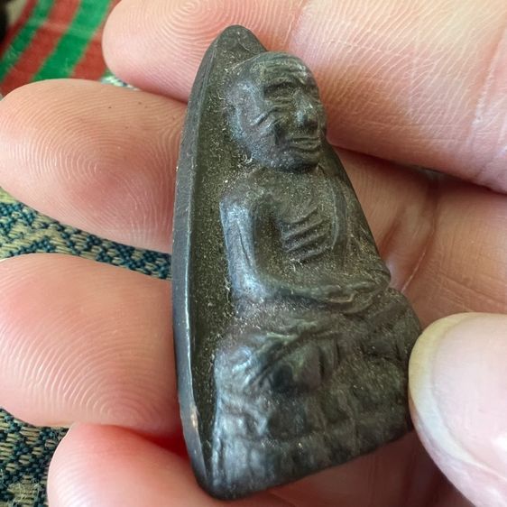 หลวงปู่ทวดหลังเตารีดวัดช้างให้ รูปที่ 4