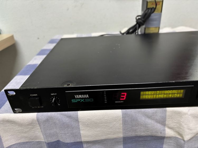 เอฟเฟคร้อง YAMAHA MADE IN JAPAN. เสียงดีครับสภาพสวยงามเดิมๆมึหม้อแปลง 110  ให้พร้อมครับสนใจเชิญครับ