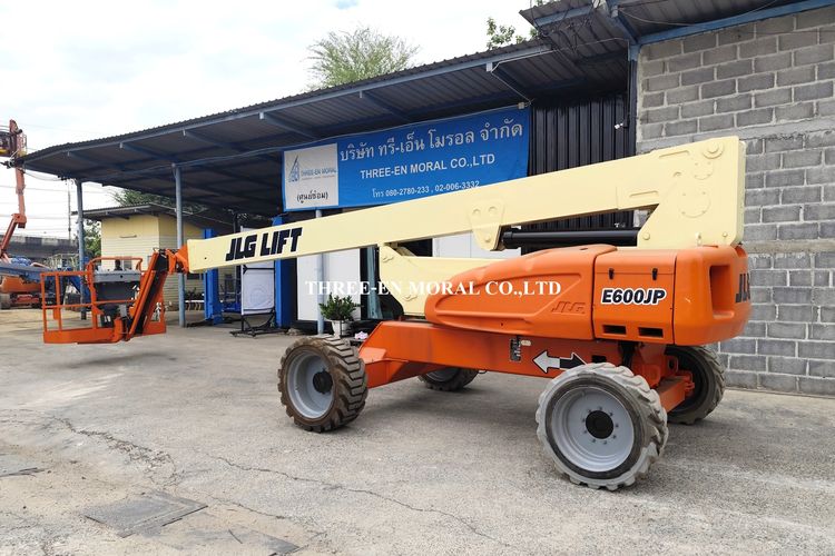 รถกระเช้า Boom Lift JLG E600JP รูปที่ 2