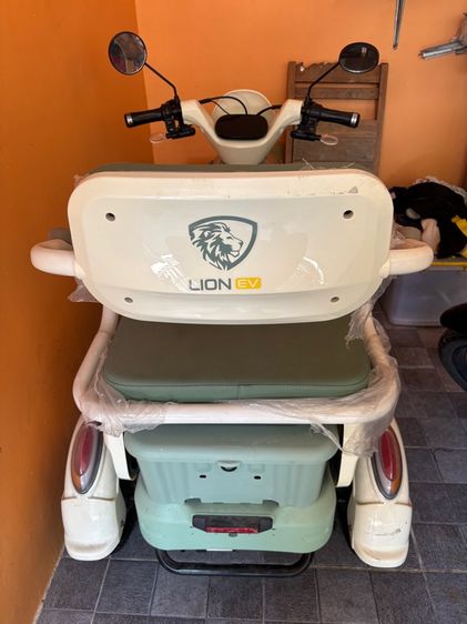 รถไฟฟ้า LION EV  รูปที่ 4