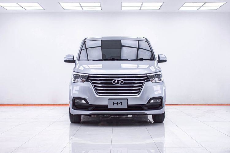 Hyundai H-1  2020 2.5 Elite Utility-car ดีเซล ไม่ติดแก๊ส เกียร์อัตโนมัติ เทา รูปที่ 4