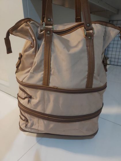 ไม่ระบุ หลากสี ผ้า ขายกระเป๋าล้อลาก