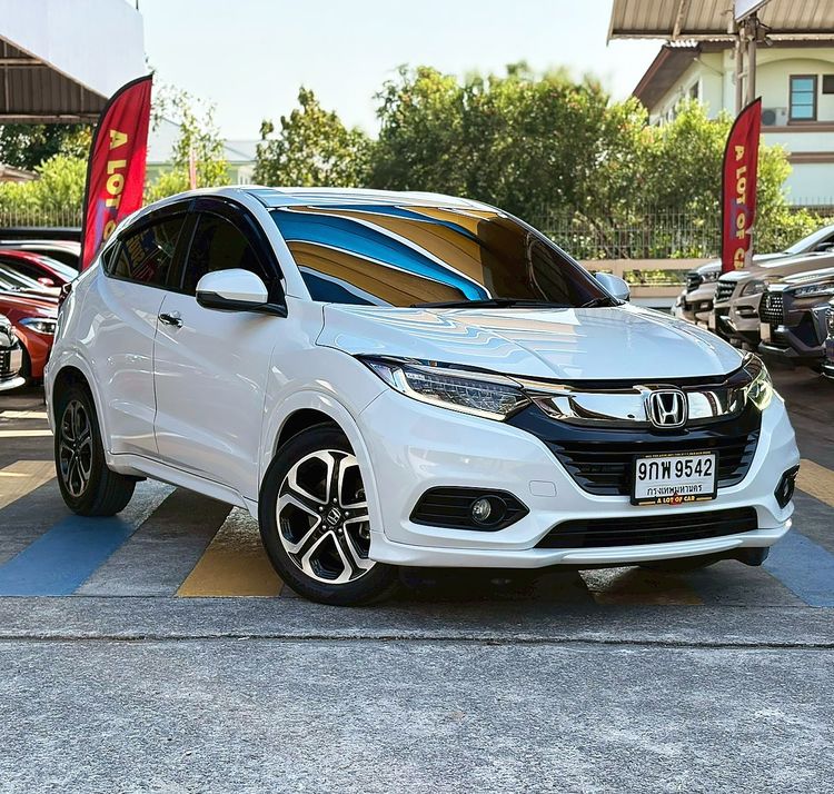 รถ Honda HR-V 1.8 EL สี ขาว