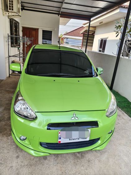 รถ Mitsubishi Mirage 1.2 Limited Edition สี เขียว