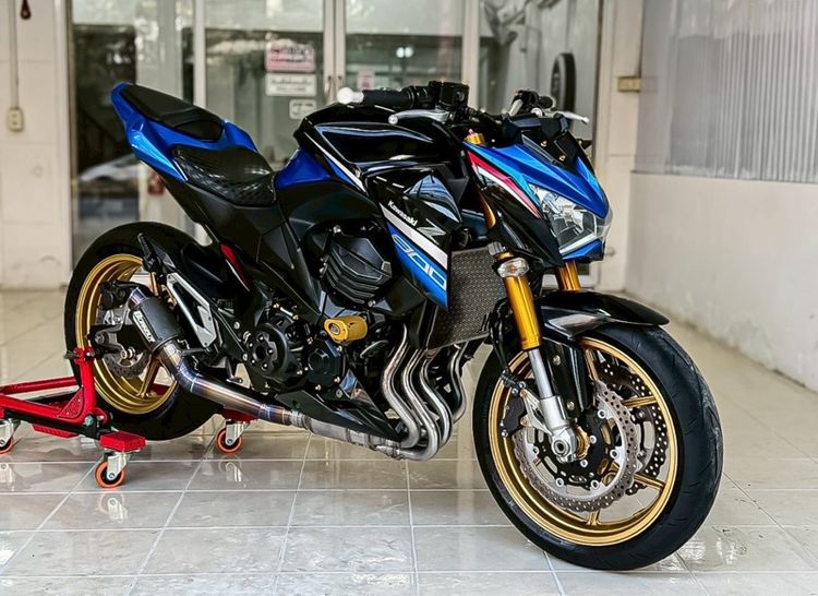Z800 ปั2016