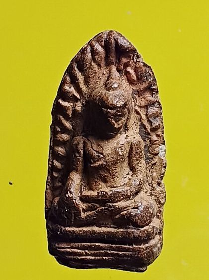 พระรอด กรุเก่า วัดมหาวัน จ.ลำพูน สภาพสวยมากๆ พระมรดกเก่า วางบูชาไว้บนหิ้งมาอย่างยาวนาน ได้เหมายกหิ้งจากบ้านคุณอาแบ่งปันมาครับ รูปที่ 7