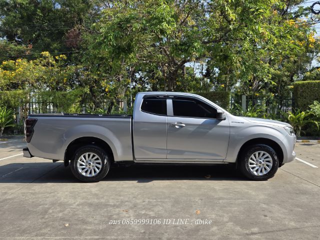 Isuzu D-MAX 2024 1.9 L Pickup ดีเซล เกียร์อัตโนมัติ เทา รูปที่ 3