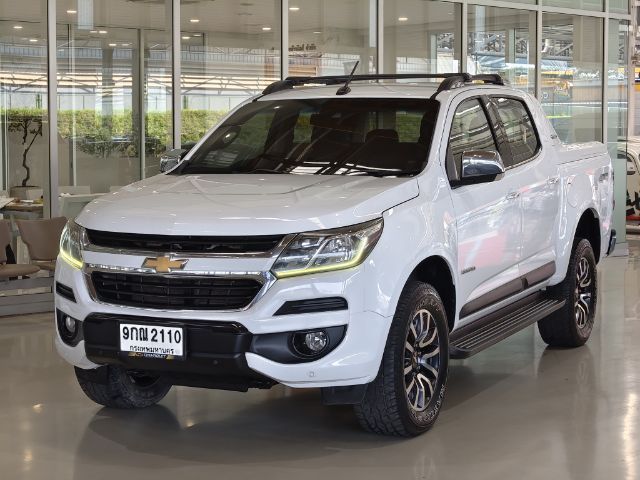 รถ Chevrolet Colorado 2.5 High Country สี ขาว