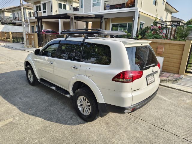 Mitsubishi Pajero Sport 2015 2.5 GLS ดีเซล ไม่ติดแก๊ส เกียร์อัตโนมัติ ขาว รูปที่ 4