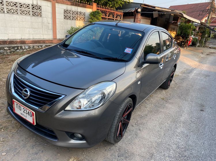 รถ Nissan Almera 1.2 VL สี น้ำตาล