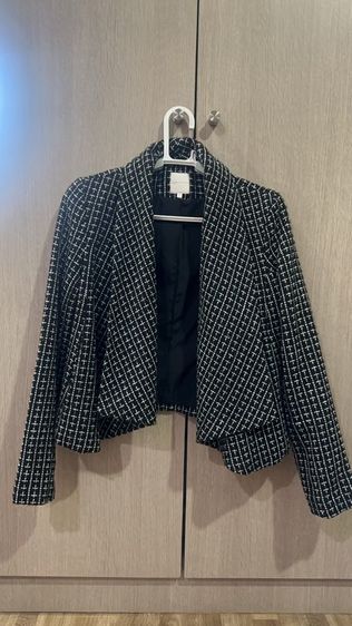 เสื้อคลุม Lyn around