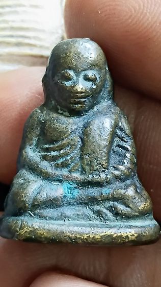 รูปหล่อหลวงพ่อเงิน ตาม ภาพ รูปที่ 7