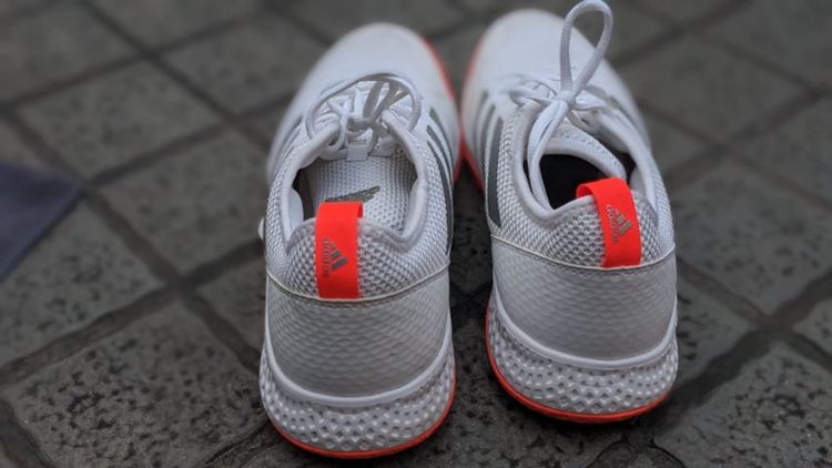 ขายรองเท้าadidas สีขาว1คู่สีดำ1คู่เบอร์44สวยมากเหมือนของใหม่เลย รูปที่ 3