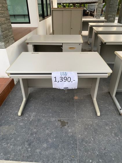 ขายโต๊ะเหล็ก และตู้